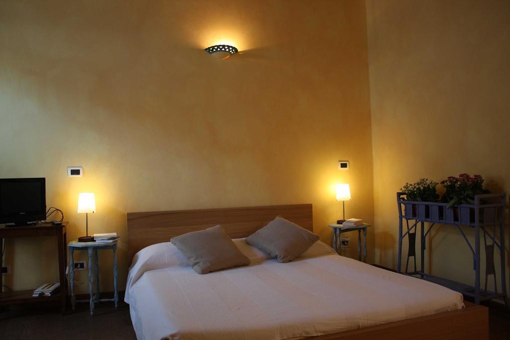 Piazzetta Consolata Bed and Breakfast Torino Camera foto