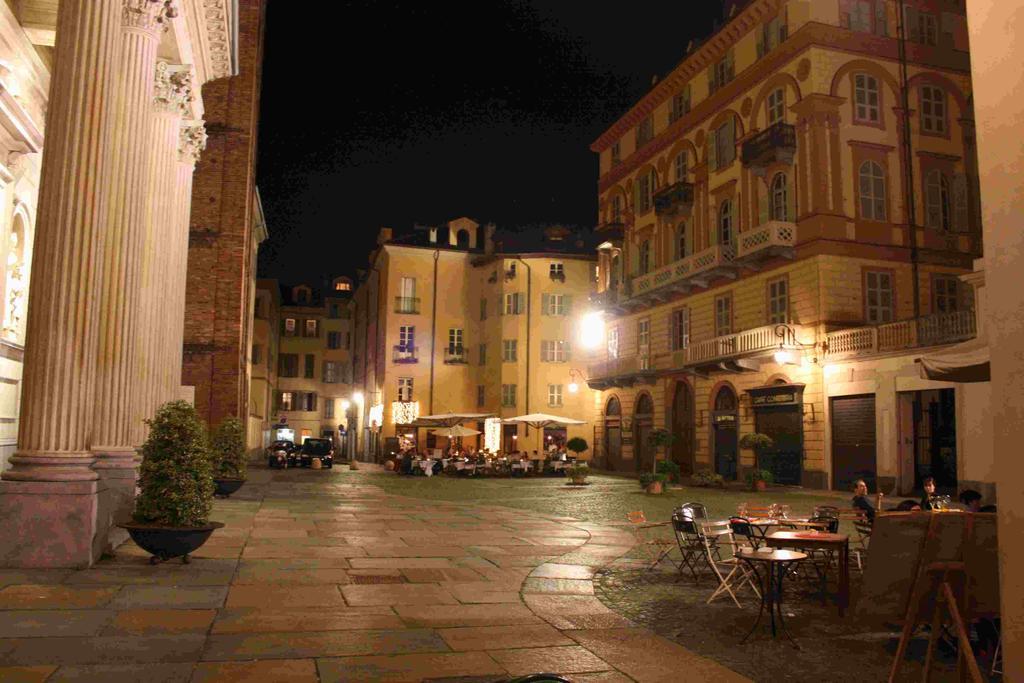 Piazzetta Consolata Bed and Breakfast Torino Esterno foto